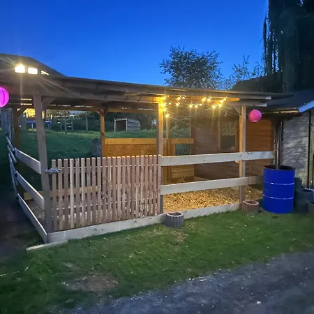 Tipi Zelt Auf Dem Ponyhof Roos Tente de luxe *